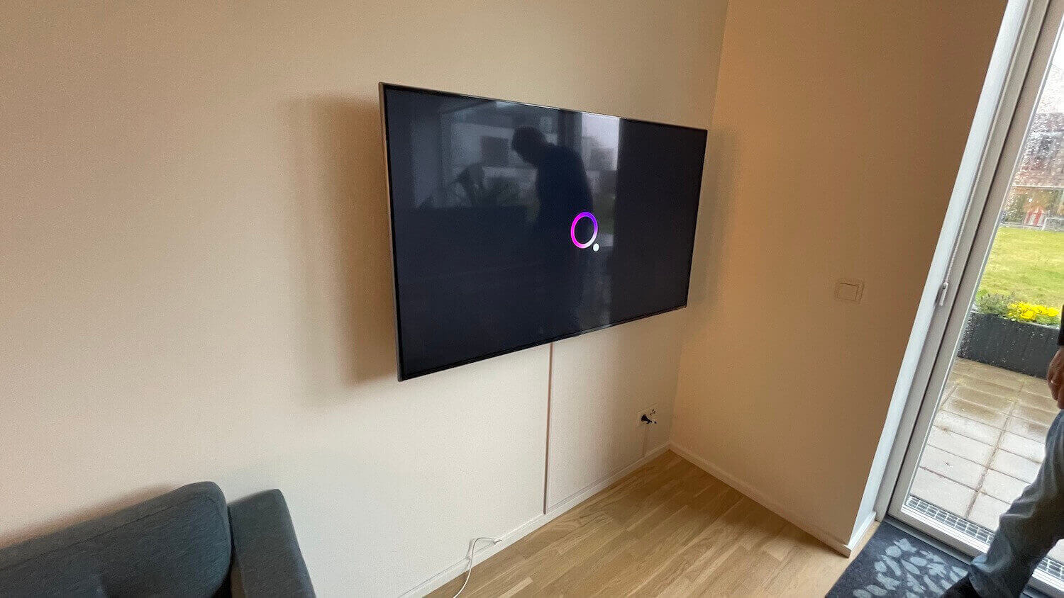 Væg-installation af LG NanoCell TV