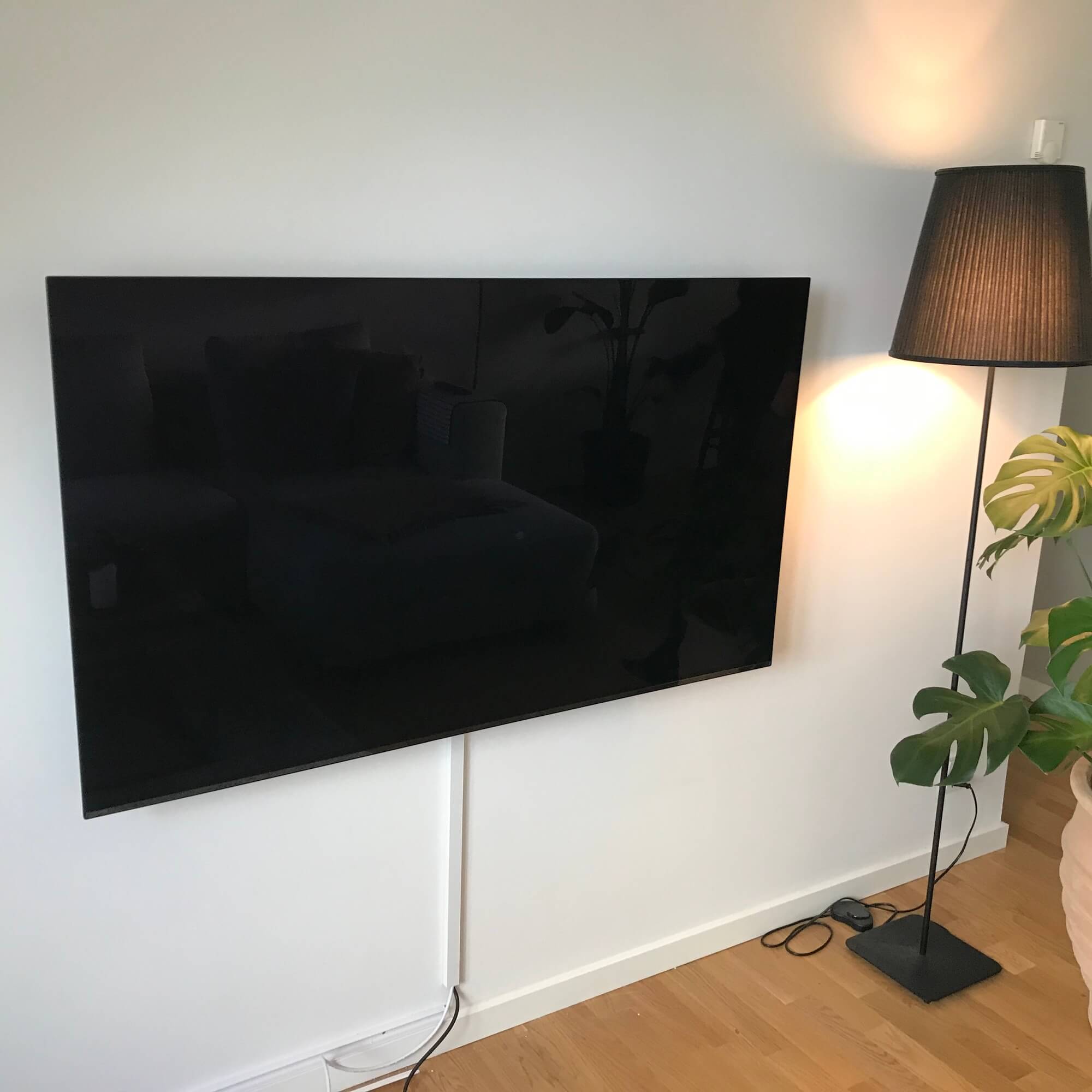 Væg-installation af LG TV
